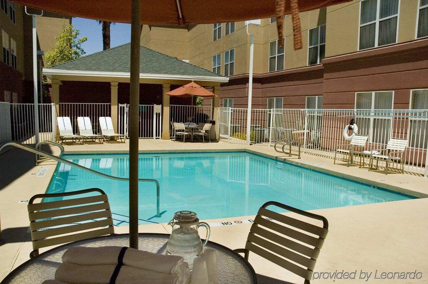 Homewood Suites By Hilton Phoenix-Biltmore Exterior photo
